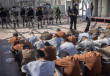 الاحتلال يواصل قمع وتعذيب الأسرى