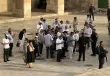 الاحتلال يوزع "كتب صلاة" على المستوطنين
