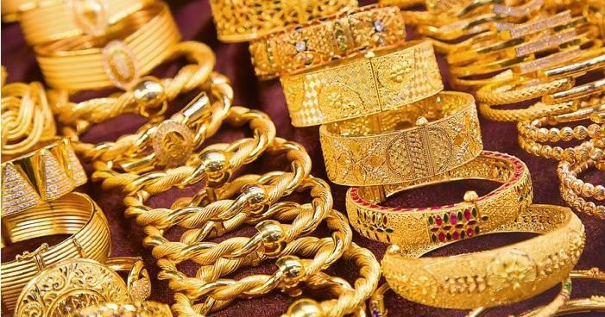 فلسطين – بضغط الدولار.. الذهب يهبط لأدنى مستوياته في أكثر من شهر