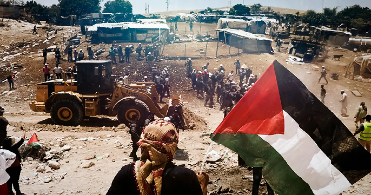 فلسطين – حماس: أوامر إخلاء تجمع الخان الأحمر جريمة جديدة يرتكبها الاحتلال في الضفة والقدس فلسطين – حماس: أوامر إخلاء تجمع الخان الأحمر جريمة جديدة يرتكبها الاحتلال في الضفة والقدس