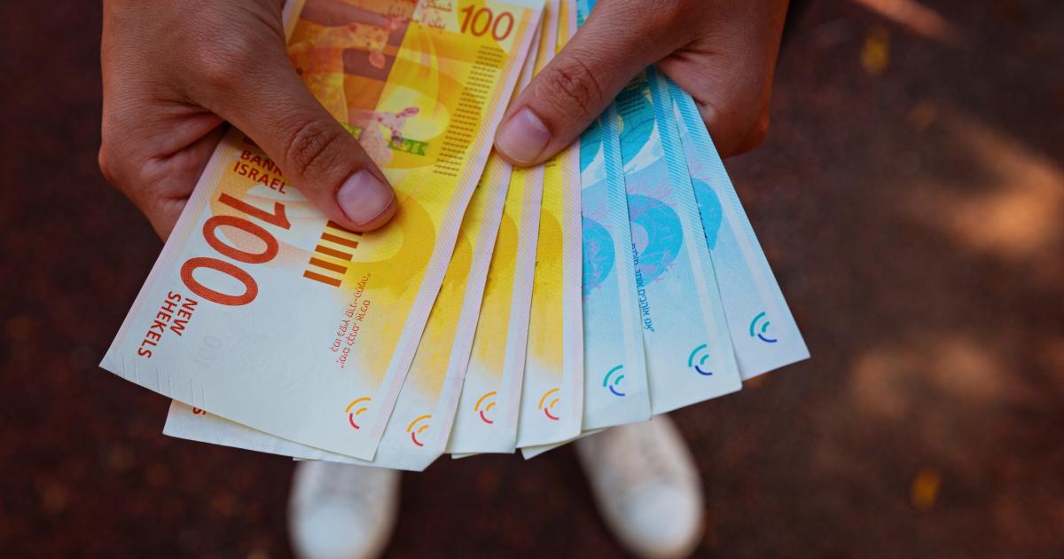 فلسطين – أسعار العملات مقابل الشيكل في فلسطين اليوم الأربعاء