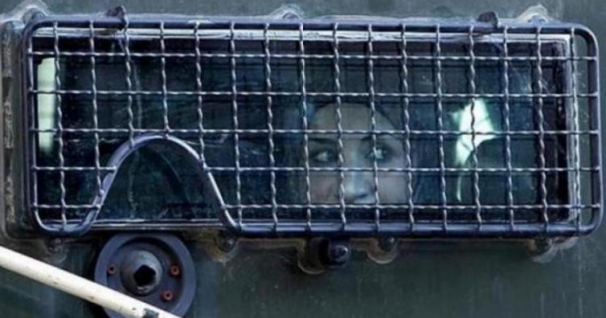 فلسطين – إعلام الأسرى: الأسيرات في سجن الدامون يتعرضن للقمع بشكل تصعيدي خطير وممنهج