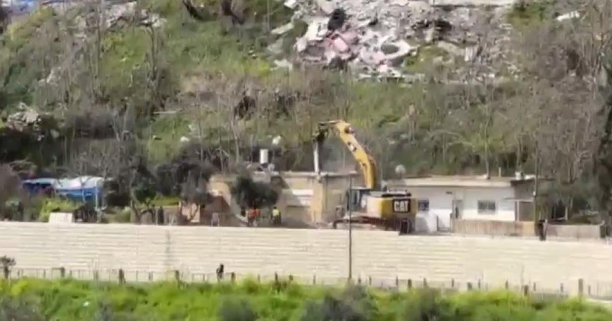 فلسطين – حماس: تصعيد عمليات الهدم في القدس جريمة وحرب مفتوحة لاقتلاع الوجود الفلسطيني فلسطين – حماس: تصعيد عمليات الهدم في القدس جريمة وحرب مفتوحة لاقتلاع الوجود الفلسطيني