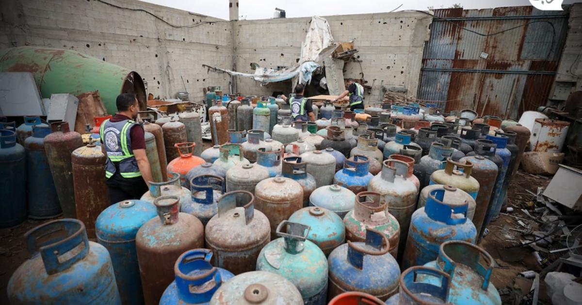 فلسطين – الاحتلال يواصل خنق غزة: تقنين شحيح لغاز الطهي يعمق الأزمة ويفاقم المعاناة فلسطين – الاحتلال يواصل خنق غزة: تقنين شحيح لغاز الطهي يعمق الأزمة ويفاقم المعاناة