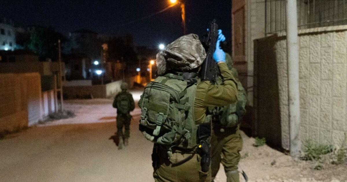 فلسطين – الاحتلال يعتقل مواطناً ويحتجز مركبته في سنجل