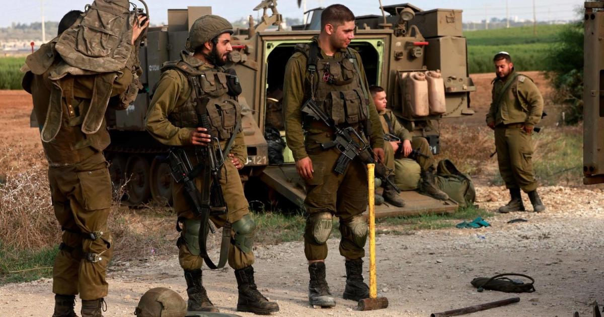 فلسطين – هآرتس: جنود الاحتلال ينهبون ممتلكات اللبنانيين بعلم قادتهم ومن دون عقاب فلسطين – هآرتس: جنود الاحتلال ينهبون ممتلكات اللبنانيين بعلم قادتهم ومن دون عقاب