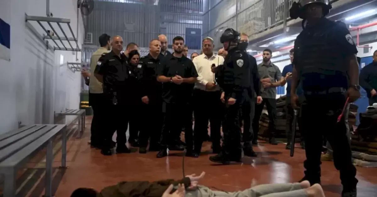 فلسطين – خاص: المحامي الدولي لشهاب: المصادقة على قانون إعدام السجناء انتهاك صارخ للقانون الدولي