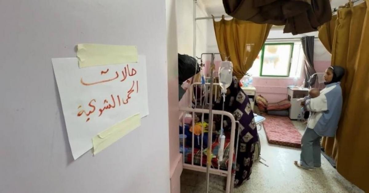 فلسطين – مخاوف خاصة من تفشي مرض التهاب السحايا في غزة، مع تسجيل إصابات جديدة بين الأطفال