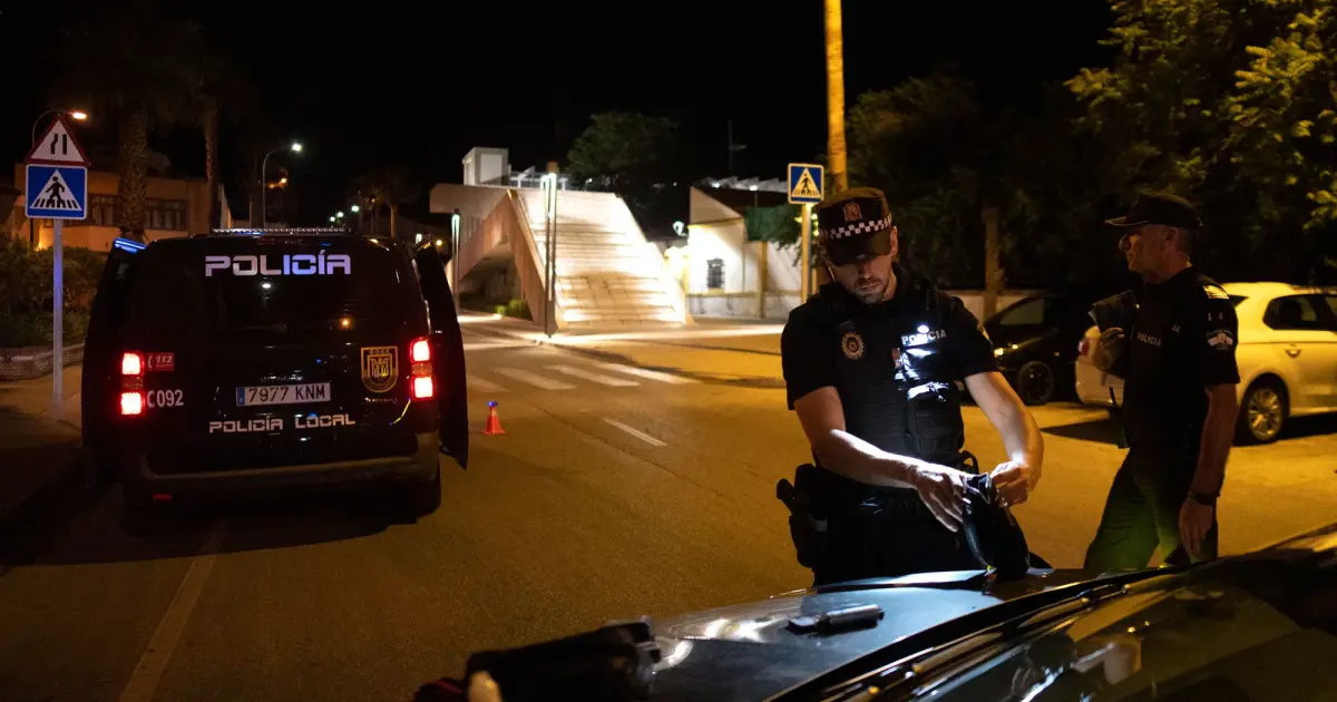 فلسطين – الشرطة الإسبانية تعتقل مواطنا صينيا بتهمة “دعم حماس ماليا”