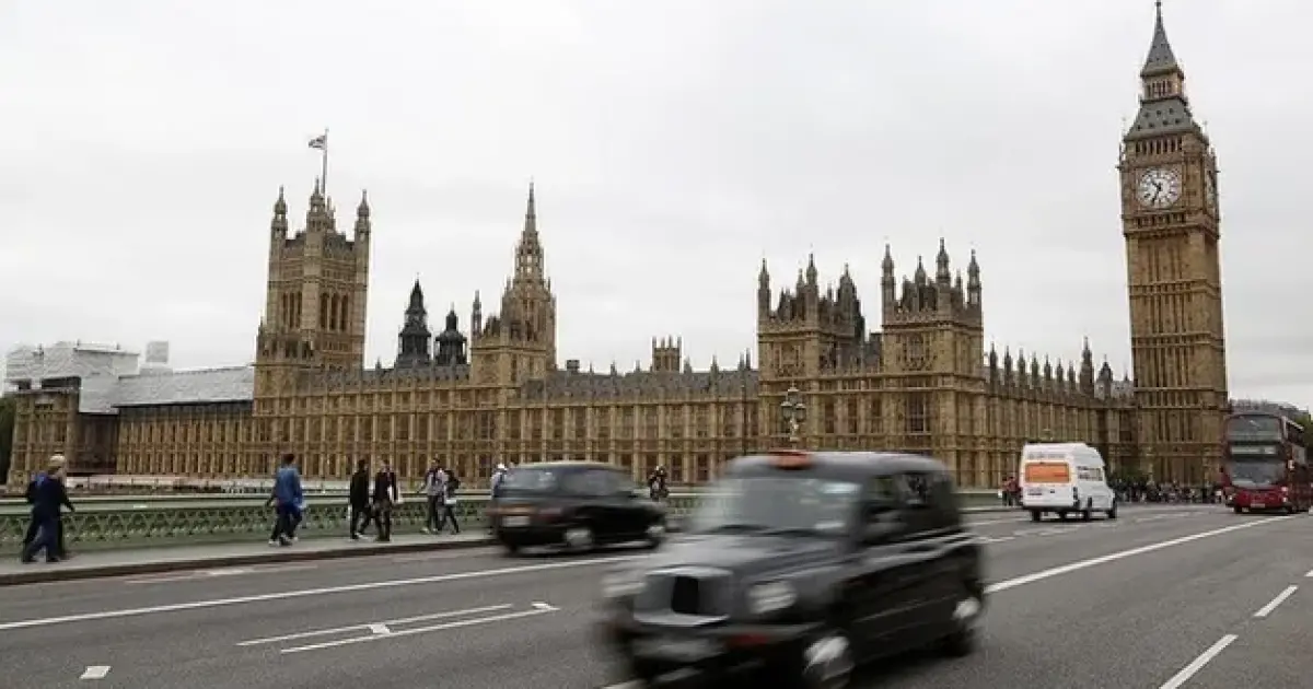 فلسطين – ألغيت تأشيرة طالب مصري في بريطانيا بعد مشاركته في احتجاجات مؤيدة لفلسطين فلسطين – ألغيت تأشيرة طالب مصري في بريطانيا بعد مشاركته في احتجاجات مؤيدة لفلسطين