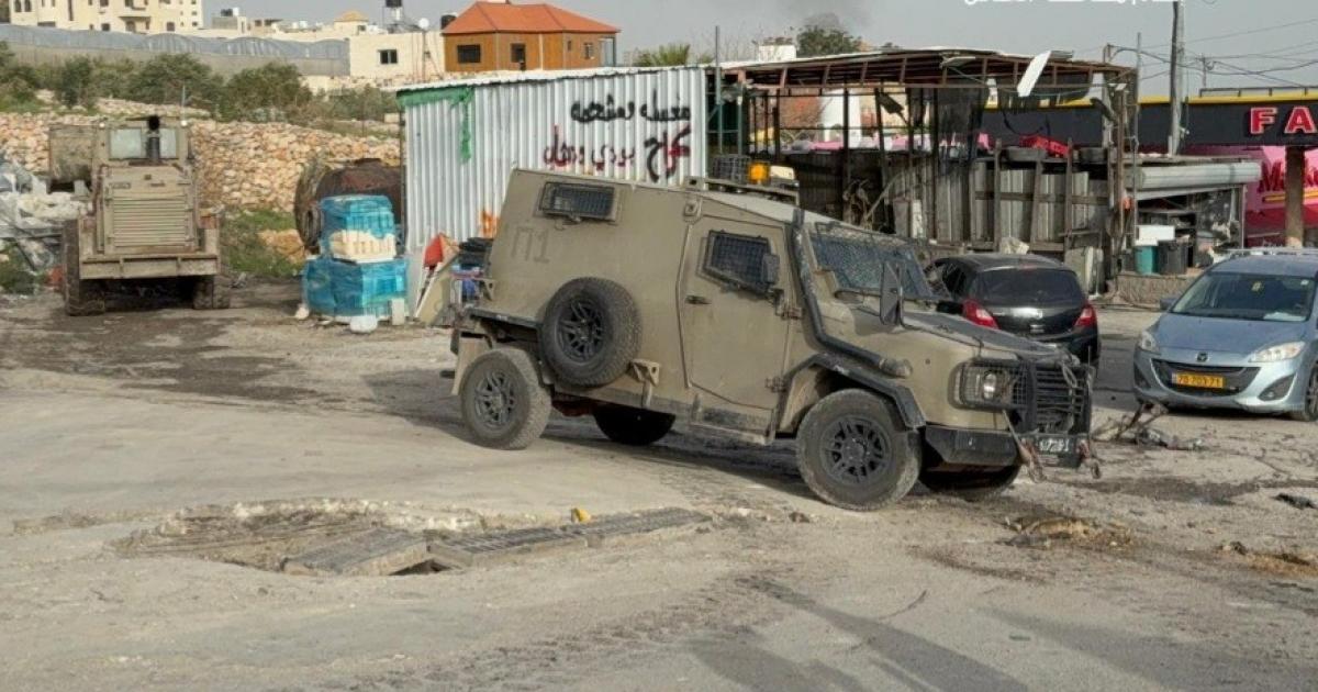 فلسطين – خاص الرجوب لشهاب: العدوان الممنهج شمال القدس يهدف إلى فرض وقائع جديدة وتعزيز سيطرة الاحتلال على محيط المدينة.