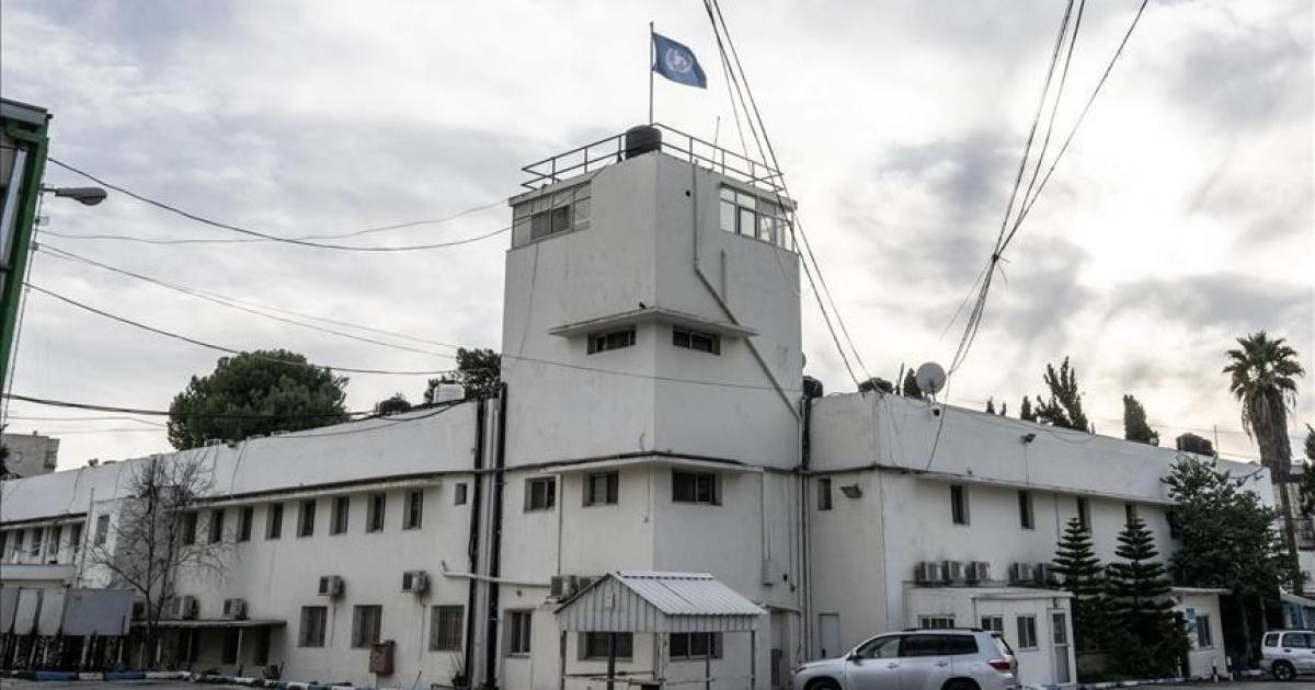 فلسطين – الأونروا تعتبر هدم الاحتلال لمبانيها في القدس “تحديا للقانون الدولي”.