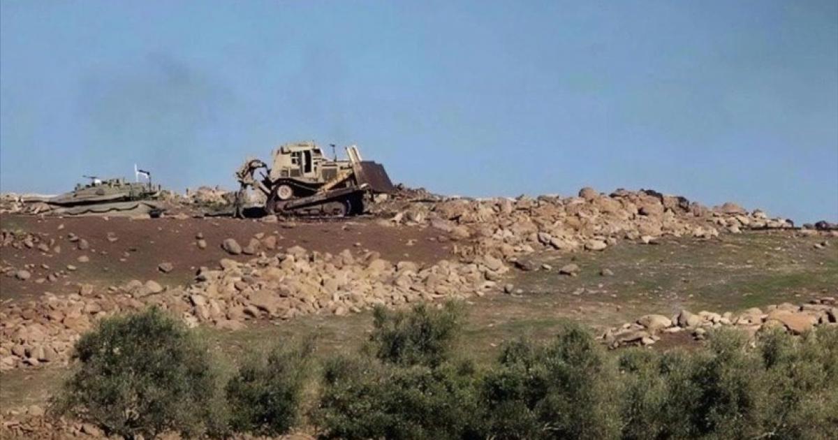 فلسطين – الاحتلال يستهدف ريف القنيطرة جنوبي سوريا