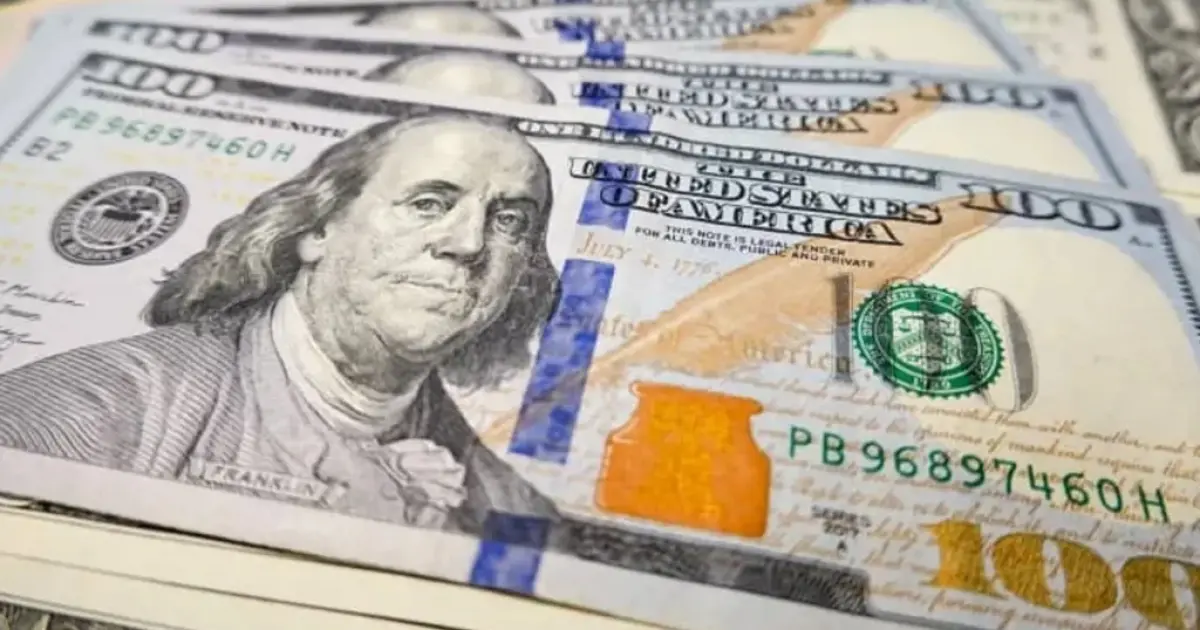 فلسطين – ويتجه الدولار لتحقيق أول مكاسبه في عدة أشهر