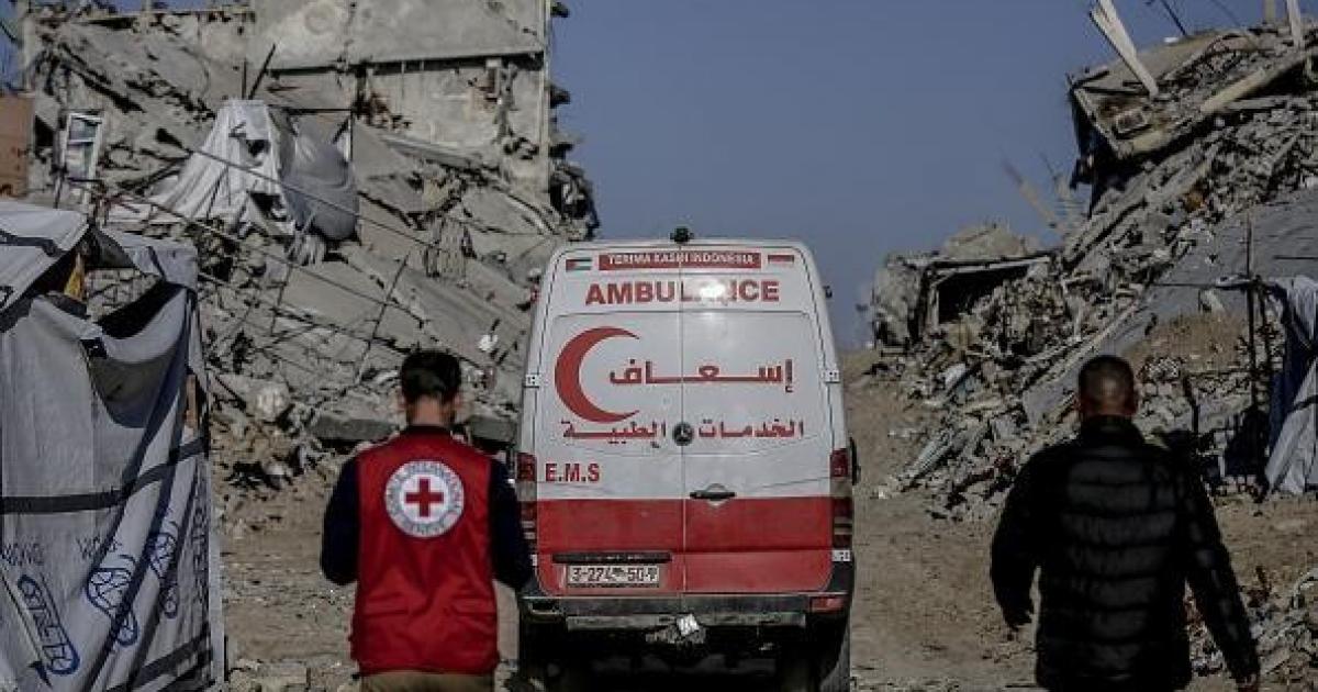 فلسطين – غزة.. الدفاع المدني ينفي ادعاءات الاحتلال بـ”استخدام سيارة إسعاف لنقل مسلحين”