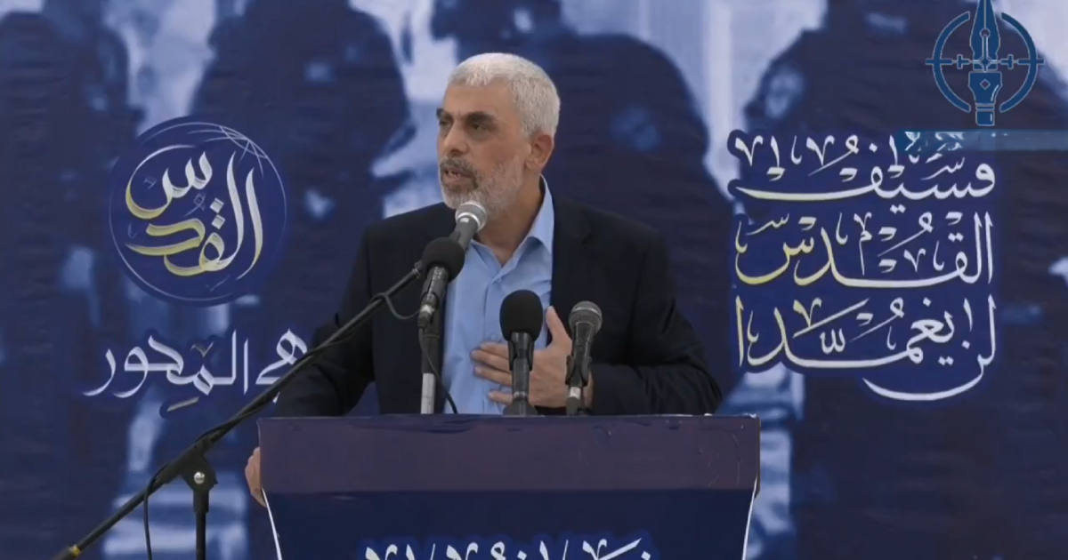 فلسطين – تقرير: «فيحرق الأخضر واليابس». ناشطون يستذكرون الكلمة التاريخية للشهيد يحيى السنوار من قريب من الحرب الإقليمية.