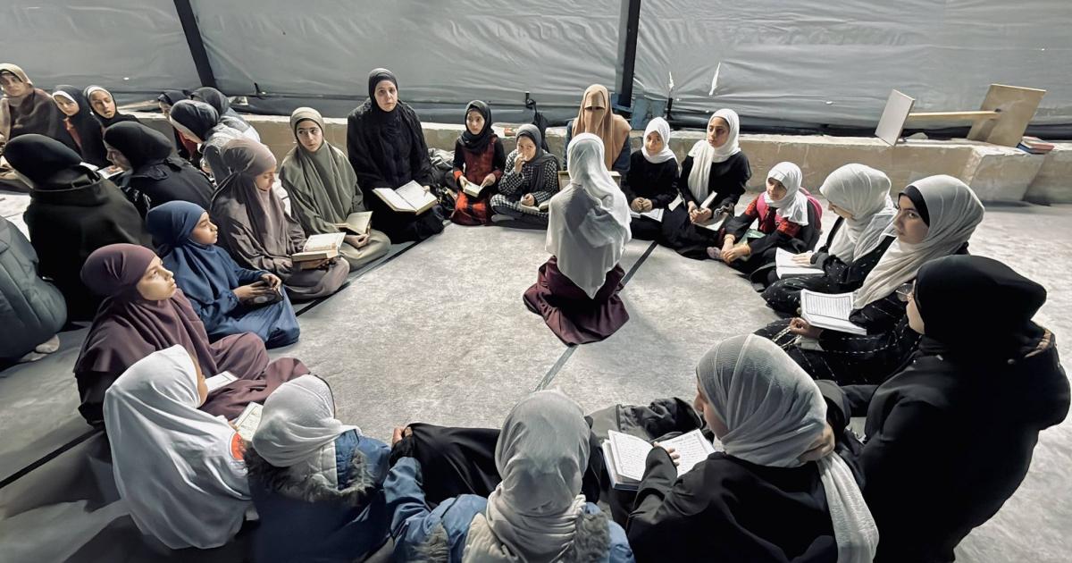 فلسطين – بالصور: الأوقاف والمؤسسات القرآنية تطلق فعاليات مشروع “الأسبوع الوطني القرآني” بغزة