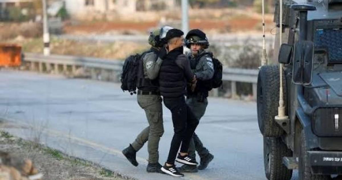 فلسطين – قوات الاحتلال تشن حملة اعتقالات جنوب الخليل وتداهم نابلس ورام الله