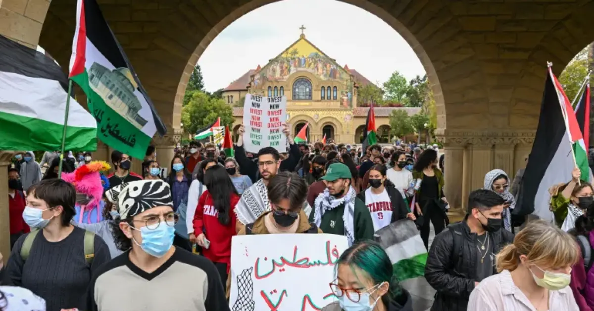 فلسطين – المحاكمة الباطلة لطلاب جامعة ستانفورد… فشل هيئة المحلفين يعطي زخماً قوياً للاحتجاجات المؤيدة لفلسطين