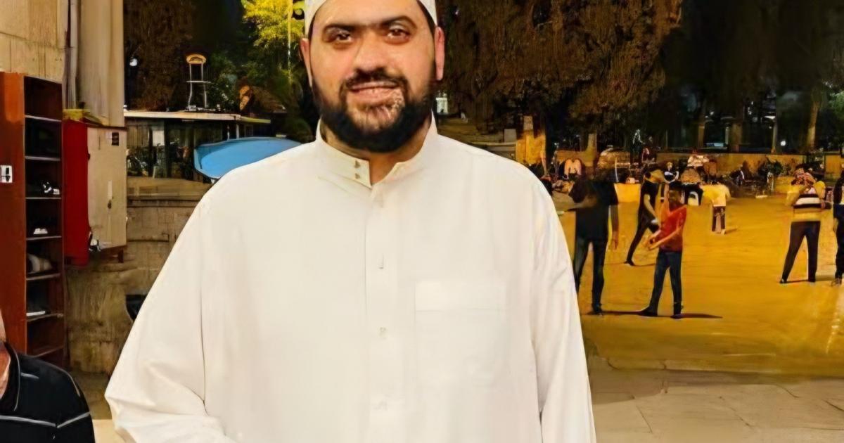 فلسطين – الاحتلال يعتقل أحد أئمة المسجد الأقصى و12 شابا مقدسيا يستعدون للتحقيق