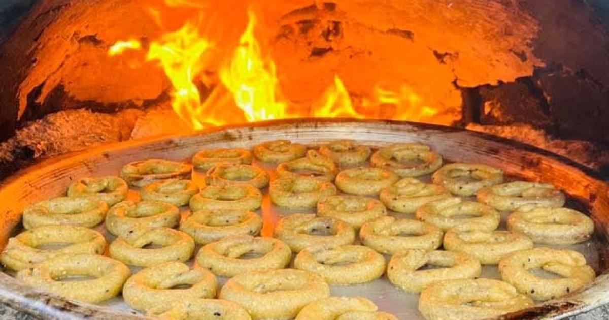 فلسطين – بالصور كعك العيد في غزة.. فرحة خلقت رغم الألم