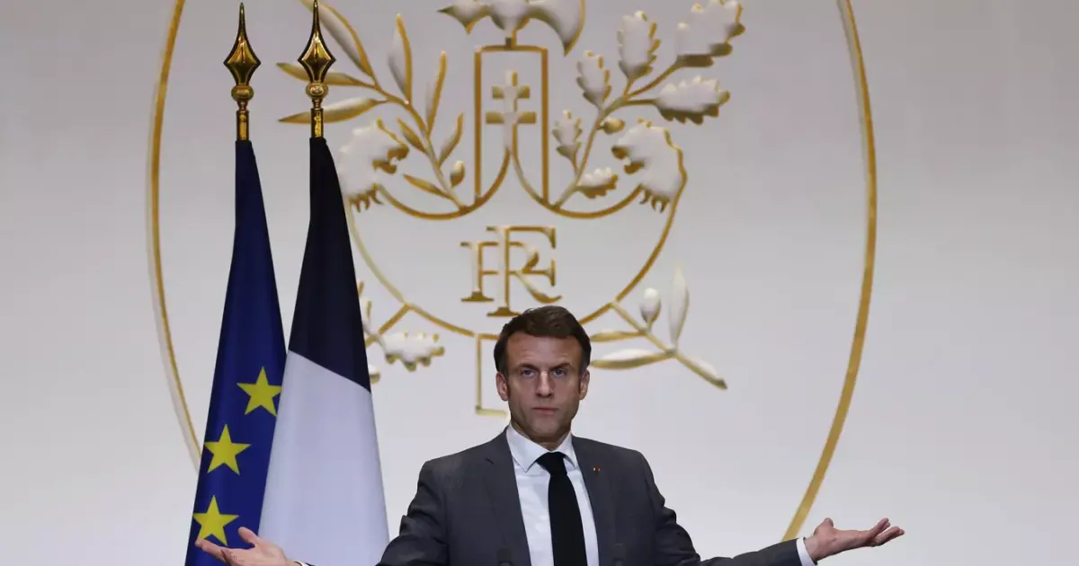 فلسطين – بعد اتصال مع ترامب.. ماكرون يدعو إلى وقف الهجمات على البنية التحتية المدنية في إيران فلسطين – بعد اتصال مع ترامب.. ماكرون يدعو إلى وقف الهجمات على البنية التحتية المدنية في إيران