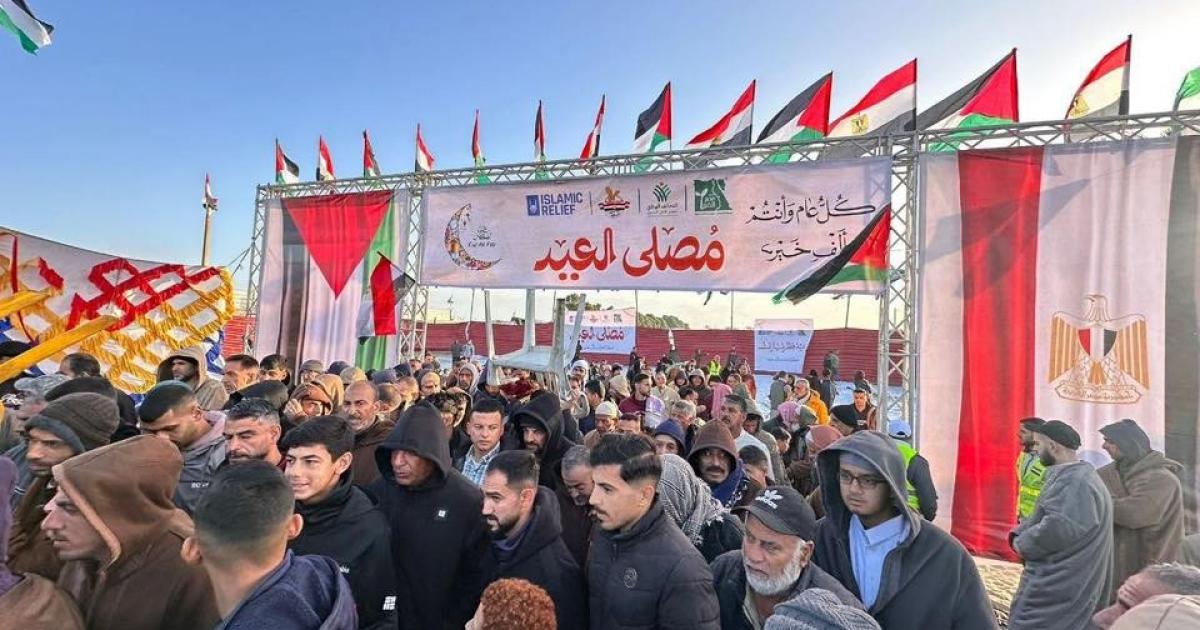 فلسطين – بالصور العيد في غزة.. الصلاة على أنقاض المنازل والمساجد المدمرة