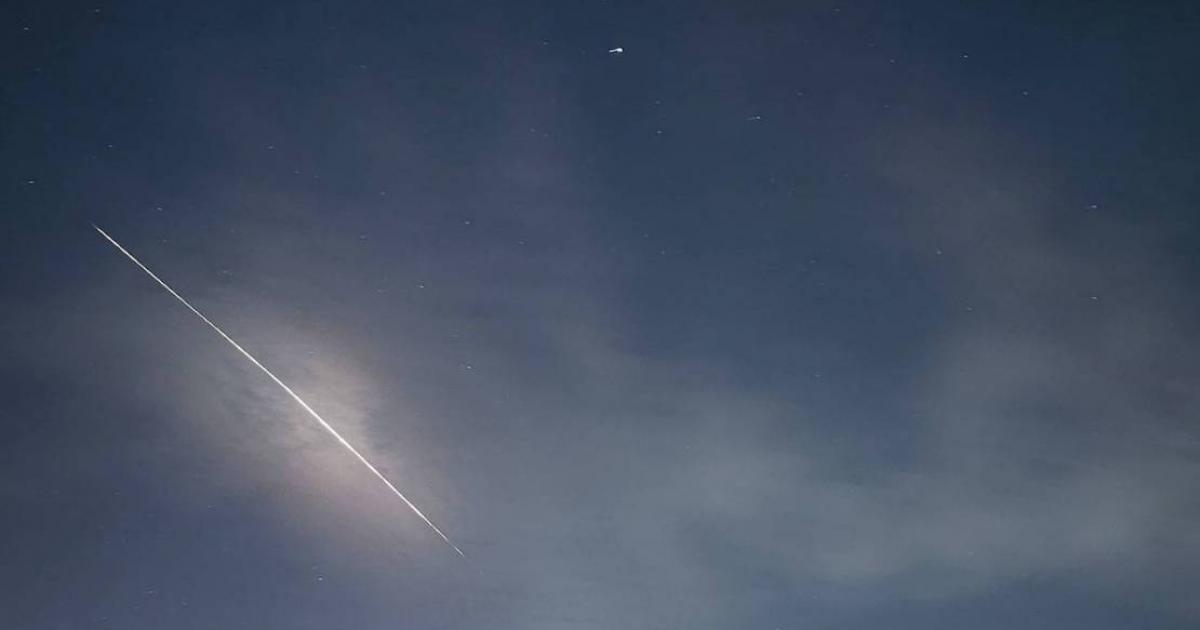 فلسطين – خبر: 100 صاروخ دفعة واحدة.. قصف صاروخي غير مسبوق من حزب الله يستهدف “إسرائيل”