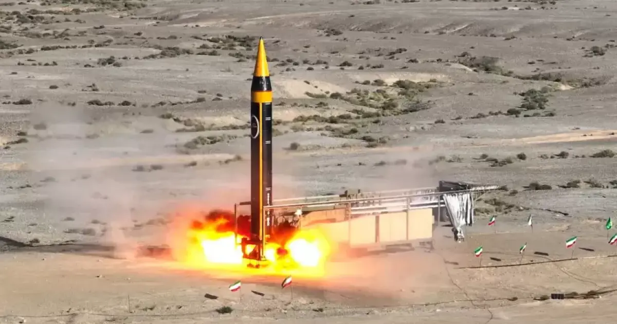 فلسطين – إيران تعلن التحول من الدفاع إلى الهجوم وتعد بأسلحة أكثر تطوراً