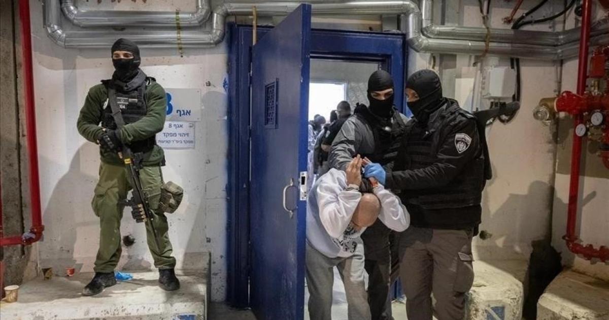 فلسطين – خاص الفاخوري لشهاب: مشروع قانون إعدام الأسرى انتهاك صارخ للقانون الدولي ويشرعن جرائم الاحتلال.