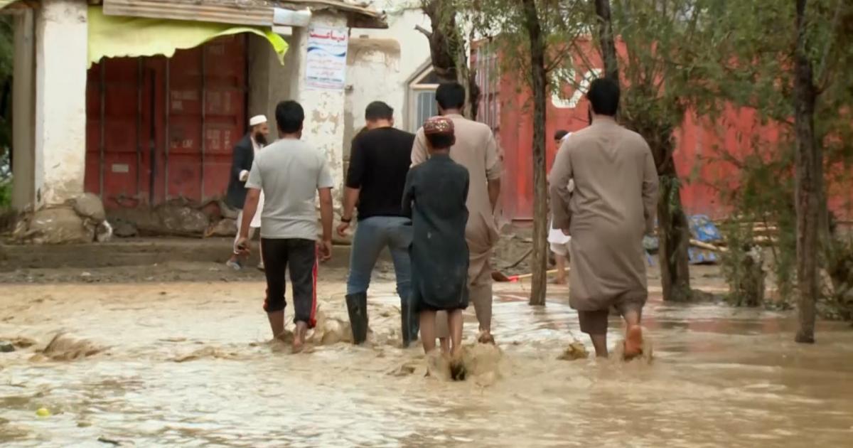 فلسطين – لقي 17 شخصا مصرعهم وأصيب العشرات نتيجة الفيضانات في أفغانستان