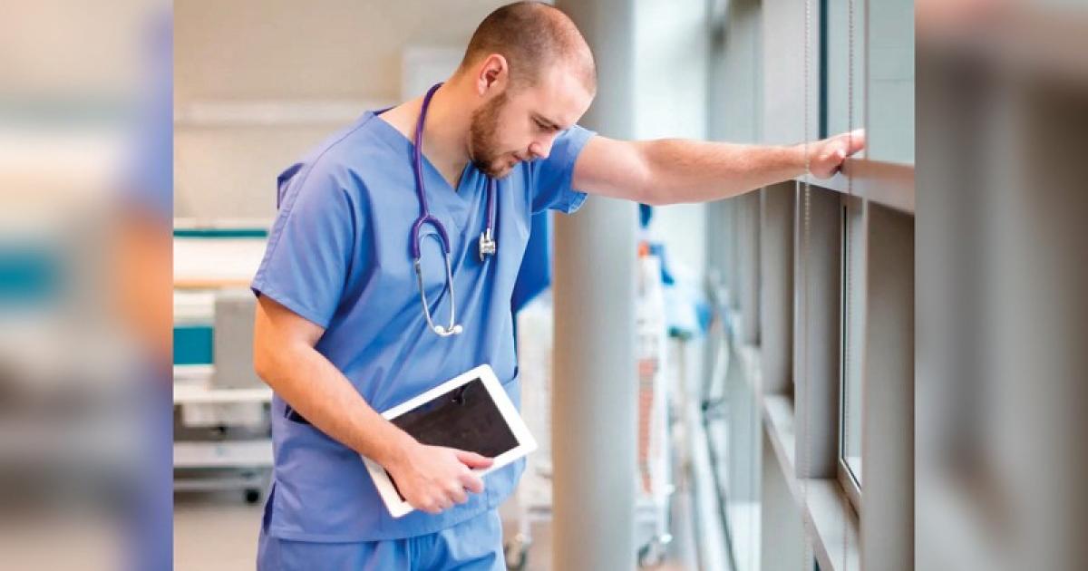 فلسطين – بريطانيا تتحرك لتشديد العقوبة على أطبائها.. “ممنوع معارضة إسرائيل”