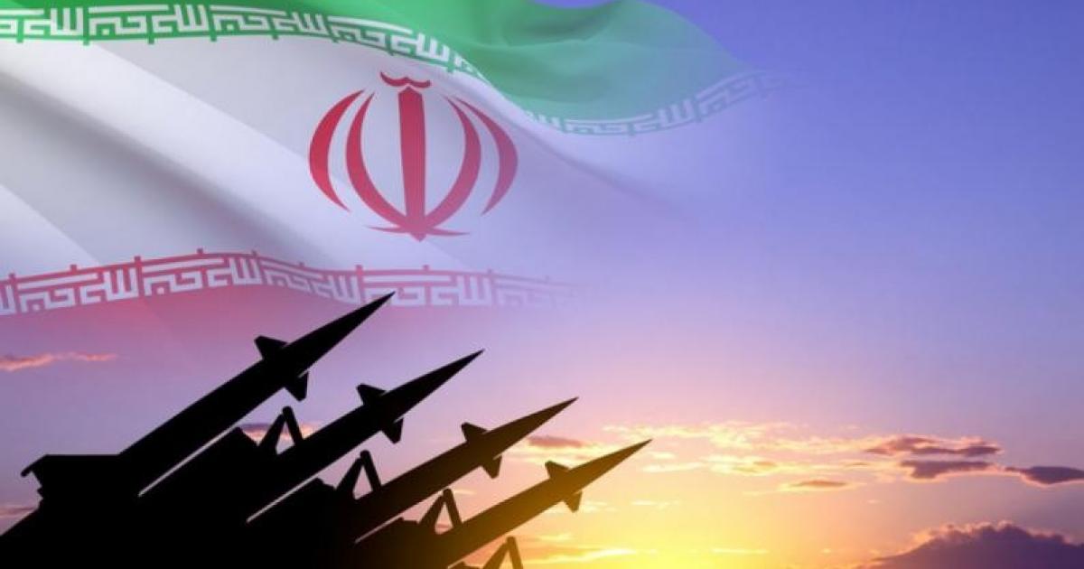 فلسطين – الحرس الثوري: استهداف مدمرة أمريكية واندلع حريق فيها