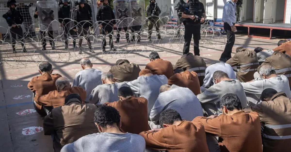 فلسطين – وبشكل خاص، ساد غضب فلسطيني وعربي واسع النطاق بعد مصادقة كنيست الاحتلال على قانون إعدام الأسرى