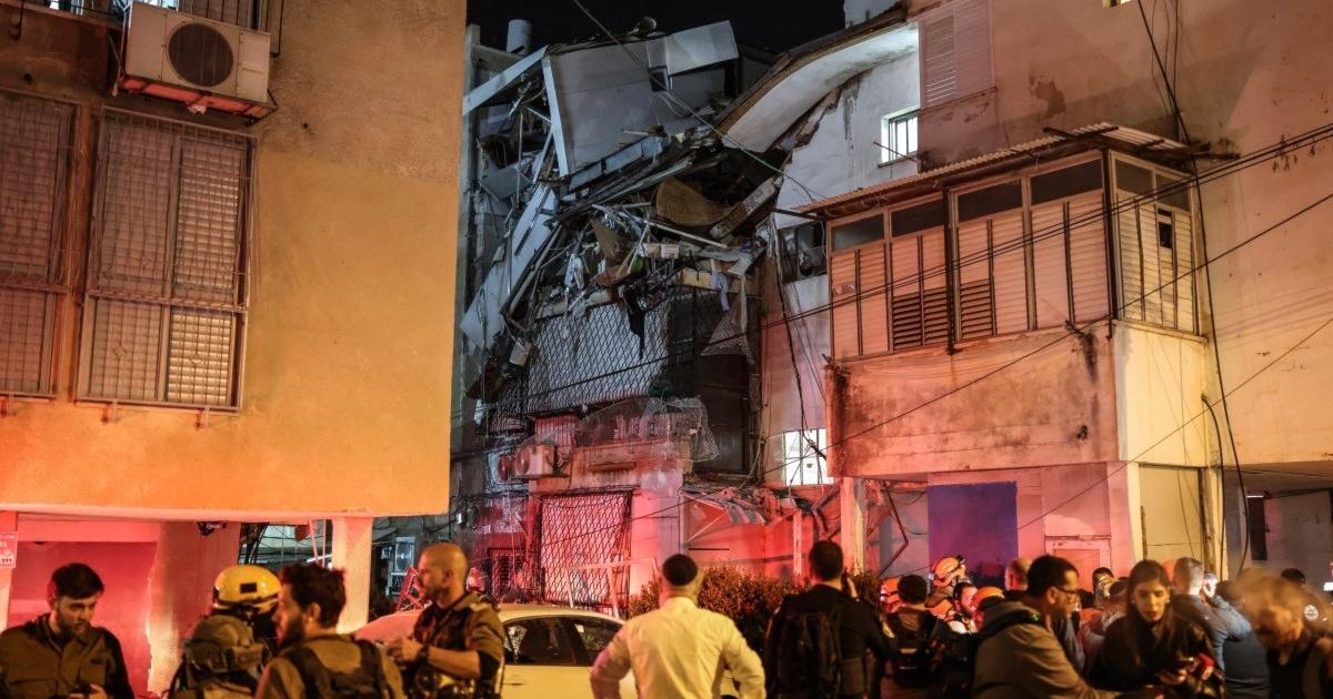 فلسطين – طهران: استهداف منشآت في بن غوريون وحيفا وإسقاط صواريخ توماهوك