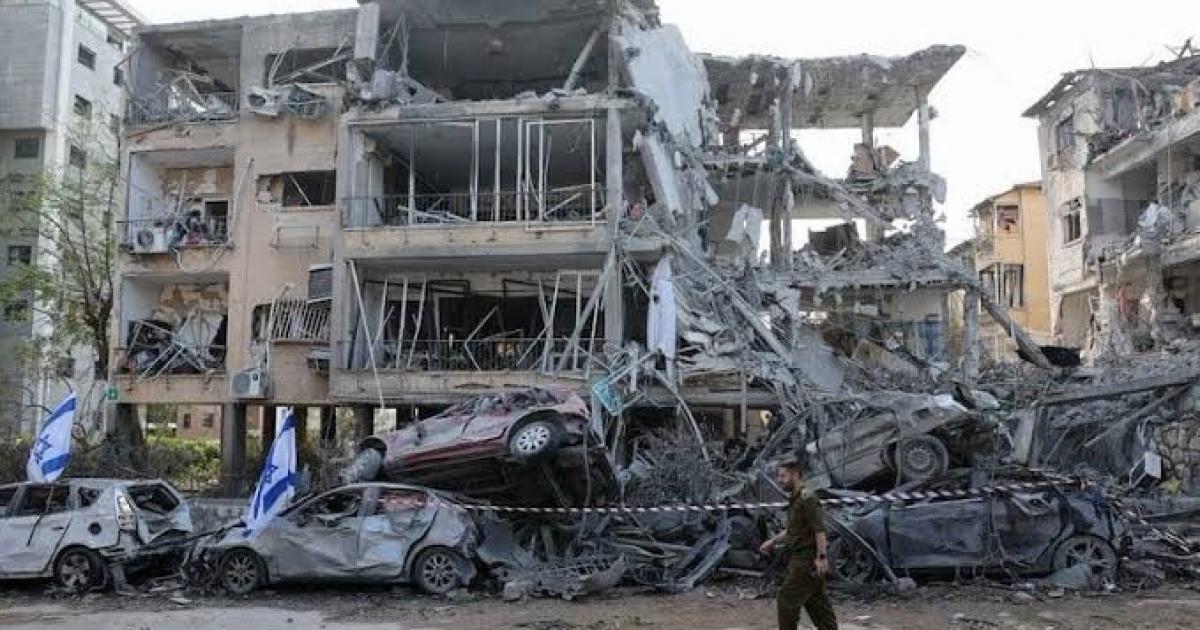 فلسطين – بالفيديو: بعد غارات على طهران.. إيران ترد باستهداف مطار بن غوريون بالصواريخ