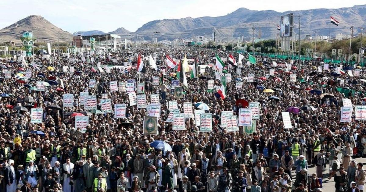 مظاهرات حاشدة في صنعاء تضامناً مع إيران وفلسطين ولبنان