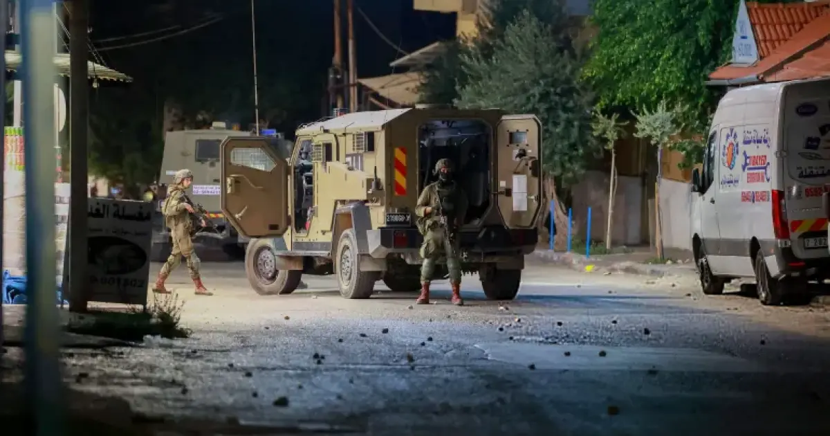 فلسطين – إصابة شخصين خلال اقتحام الاحتلال قرية بيت اجزا شمال غرب القدس