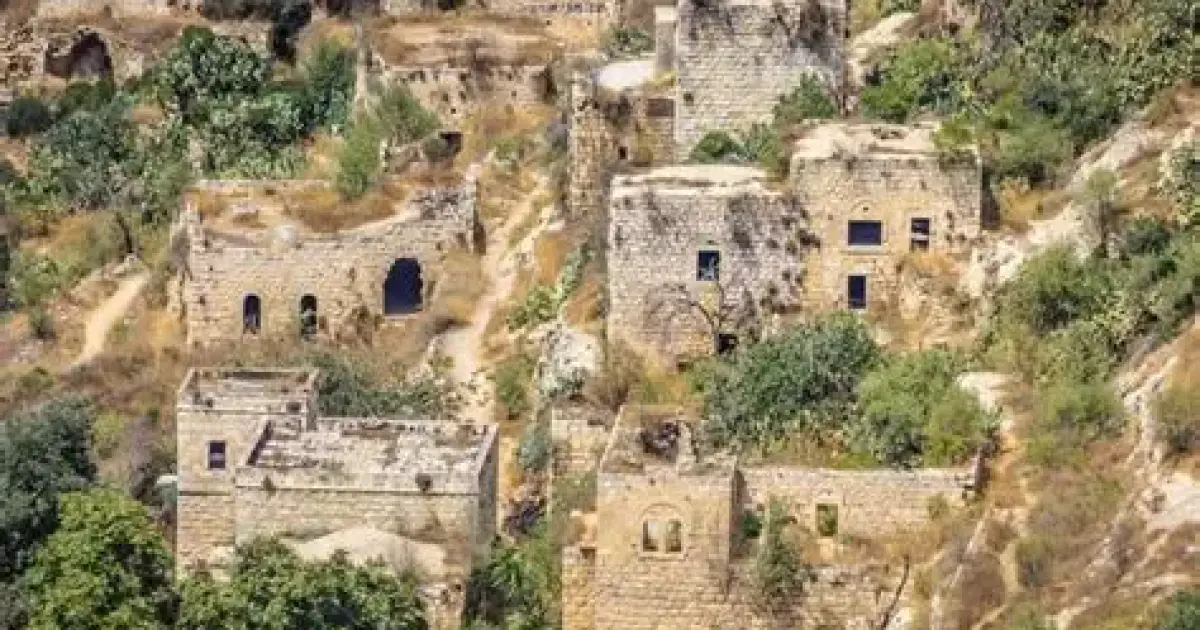 فلسطين – مجلة إسرائيلية تستعرض حق سكان غزة في السكن في قراهم المهجرة عام 1948 فلسطين – مجلة إسرائيلية تستعرض حق سكان غزة في السكن في قراهم المهجرة عام 1948