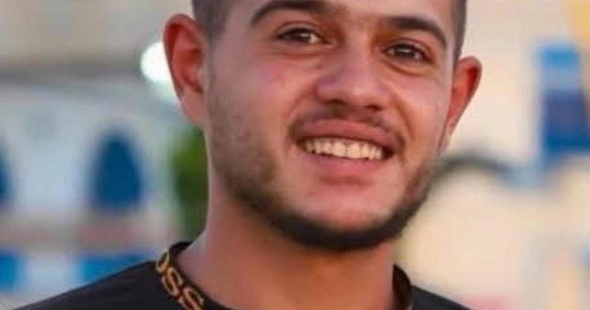 فلسطين – واستشهد شاب برصاص الاحتلال في دورا واحتجزت جثته