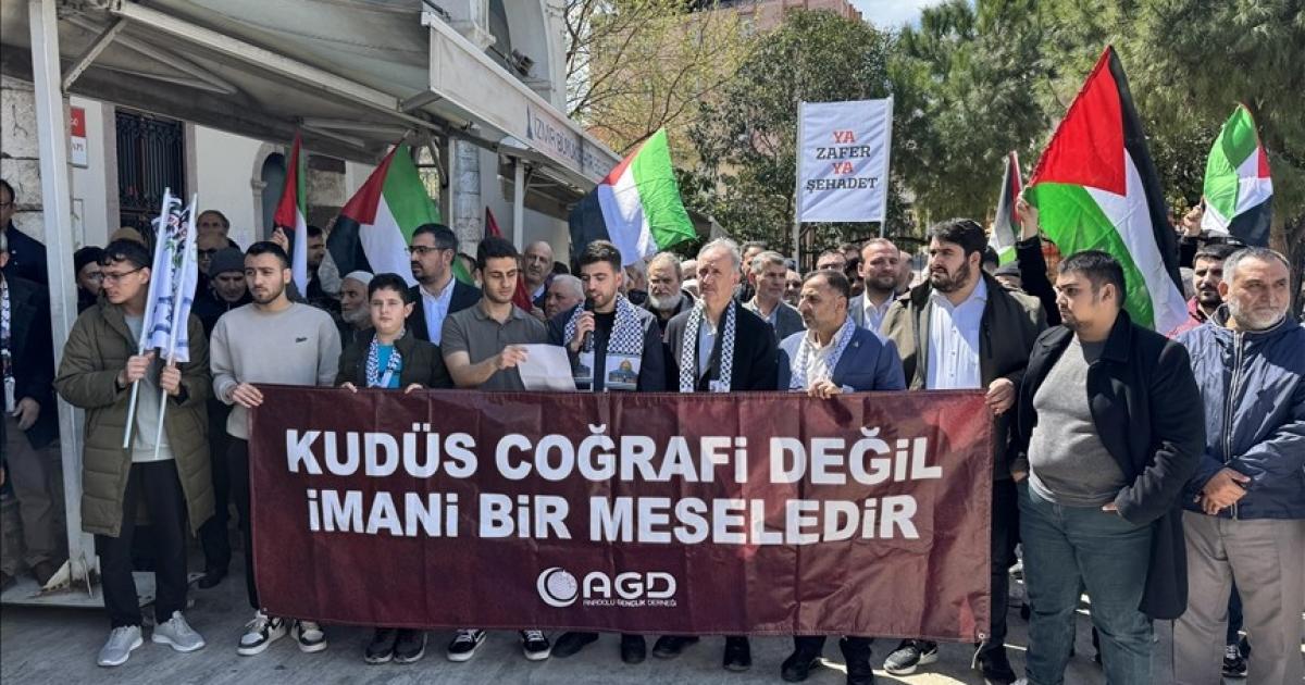 فلسطين – احتجاجات في تركيا تنديدا بإغلاق المسجد الأقصى وقانون إعدام الأسرى فلسطين – احتجاجات في تركيا تنديدا بإغلاق المسجد الأقصى وقانون إعدام الأسرى