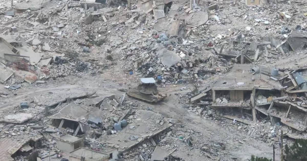 فلسطين – “هندسة التدمير” تتوسع.. الشركات الإسرائيلية تكرر سيناريو غزة في جنوب لبنان فلسطين – “هندسة التدمير” تتوسع.. الشركات الإسرائيلية تكرر سيناريو غزة في جنوب لبنان