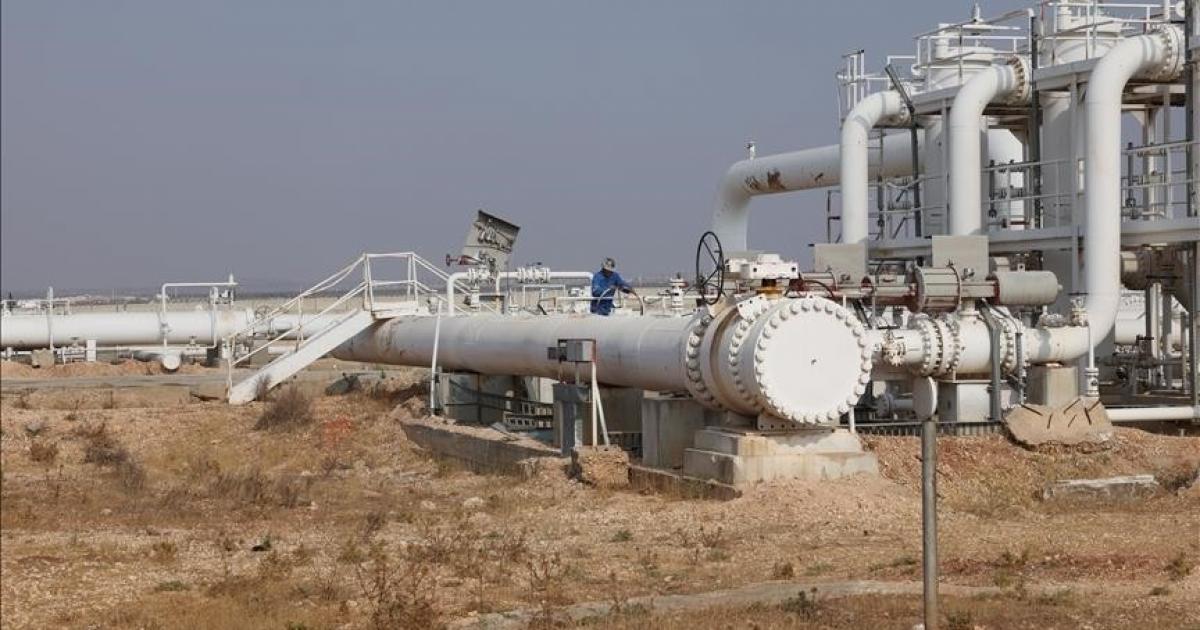 فلسطين – الإمارات.. مقتل مصري وإصابة 4 في الهجوم على منشآت حبشان للغاز فلسطين – الإمارات.. مقتل مصري وإصابة 4 في الهجوم على منشآت حبشان للغاز