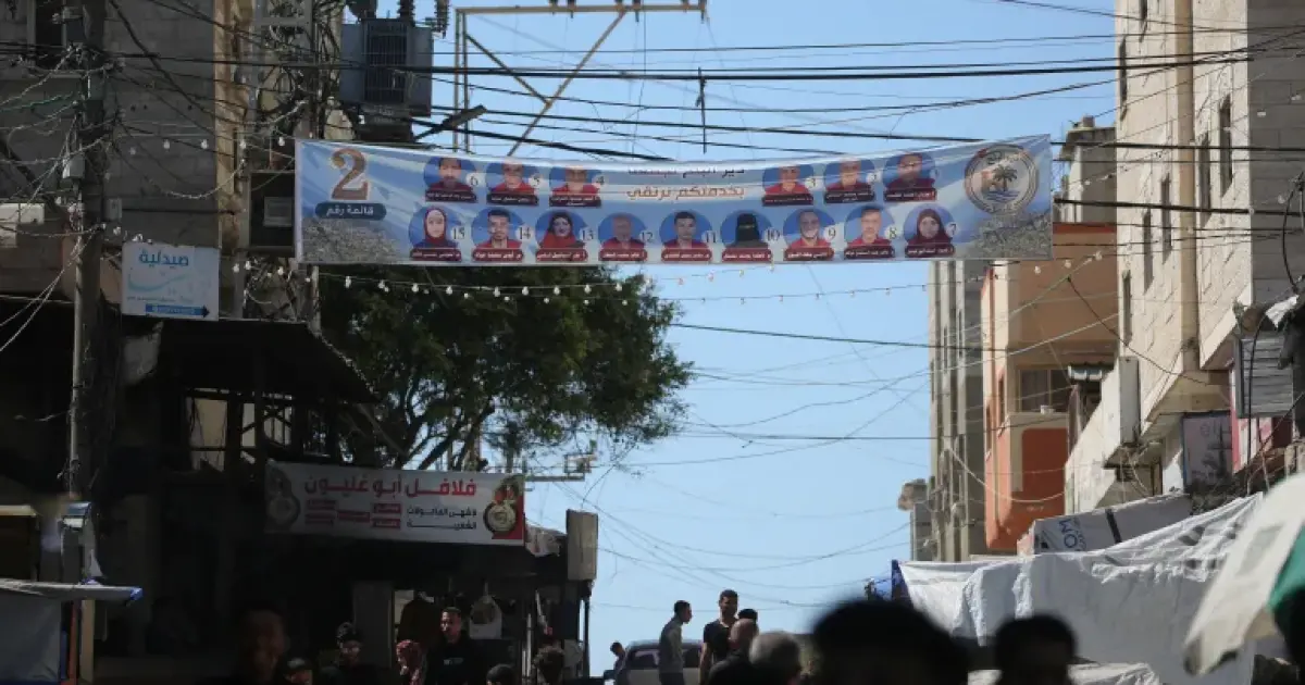 فلسطين – الفلسطينيون ينتخبون هيئات محلية في الضفة الغربية ودير البلح لأول مرة منذ 22 عاما