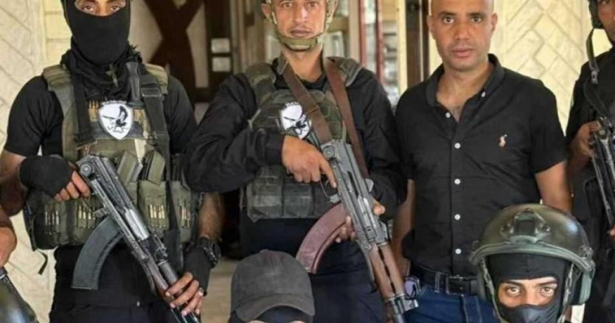 فلسطين – صناعة العملاء في غزة: دراسة تكشف دوافع الاستخبارات وبنية الميليشيات المسلحة الخارجة عن القانون