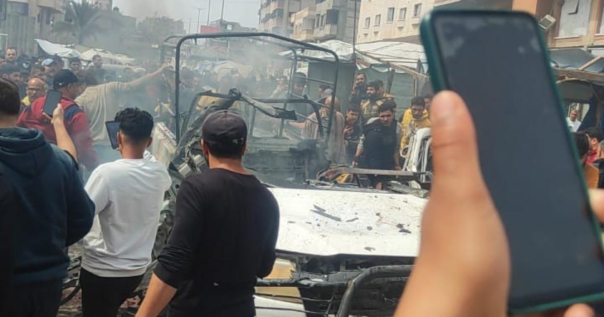 فلسطين – بالفيديو: 4 شهداء بينهم طفل باستهداف قوات الاحتلال سيارة للشرطة في مدينة غزة