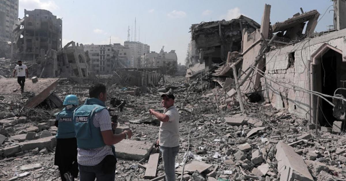فلسطين – المؤسسات الإعلامية تطالب إسرائيل بإنهاء الحظر المفروض على دخول الصحفيين الأجانب إلى غزة فلسطين – المؤسسات الإعلامية تطالب إسرائيل بإنهاء الحظر المفروض على دخول الصحفيين الأجانب إلى غزة