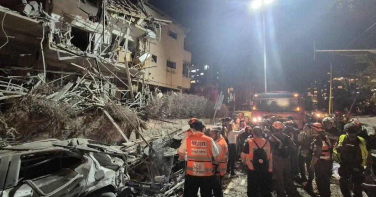 فلسطين – “احتمالات تصعيد عالية”: الاحتلال يمدد حالة الطوارئ على الجبهة الداخلية فلسطين – “احتمالات تصعيد عالية”: الاحتلال يمدد حالة الطوارئ على الجبهة الداخلية