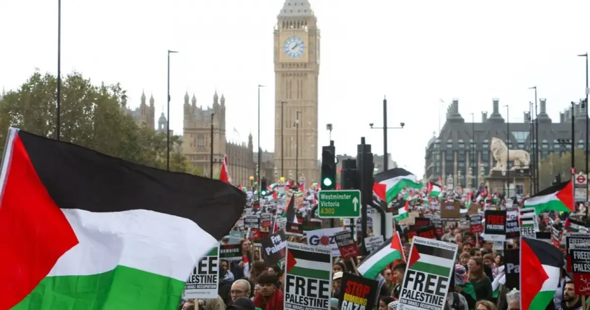 فلسطين – ستارمر يلوح بفرض حظر إضافي على المسيرات المؤيدة لفلسطين في بريطانيا فلسطين – ستارمر يلوح بفرض حظر إضافي على المسيرات المؤيدة لفلسطين في بريطانيا