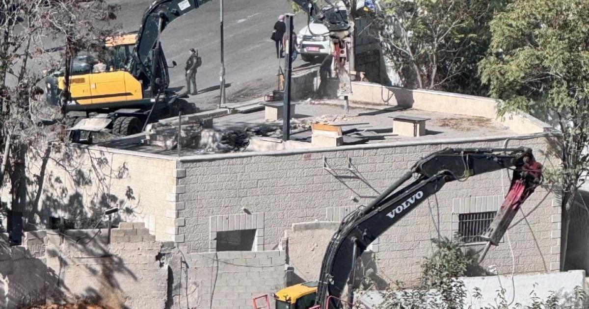 فلسطين – الاحتلال يهدم منزلين في شقبا غرب رام الله والسواحرة جنوب شرق القدس، في إطار التصعيد في سياسة هدم المنازل. فلسطين – الاحتلال يهدم منزلين في شقبا غرب رام الله والسواحرة جنوب شرق القدس، في إطار التصعيد في سياسة هدم المنازل.